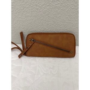 Free‎ People Brown Distressed Vegan Wallet